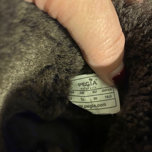 Pegis toddler Girls ugg like Boots sz 13 - Picture 5 of 6